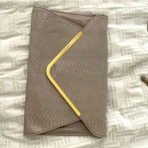 Steve Madden gray clutch with zipper and pockets for cell phone + shoulder bag